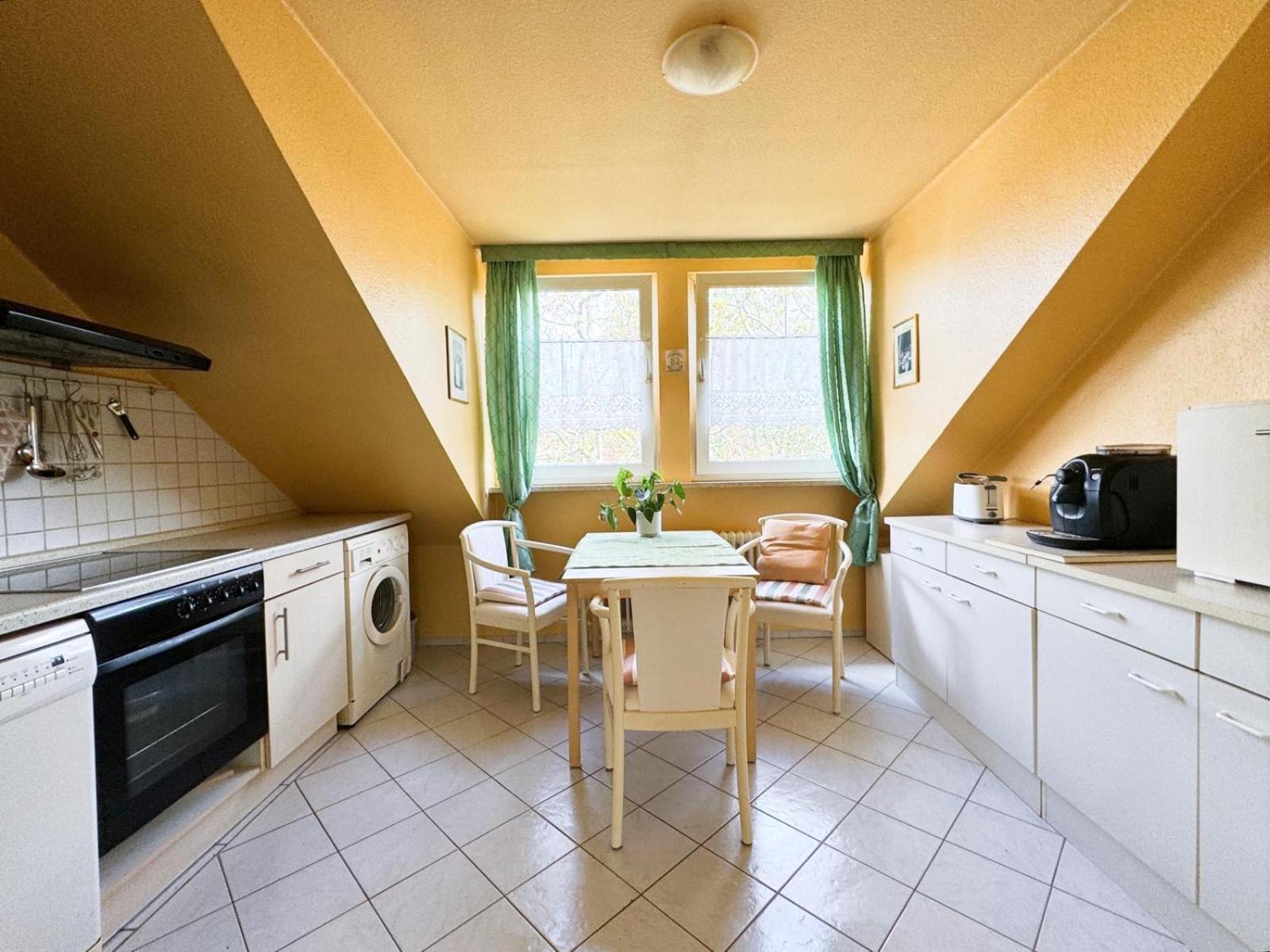 Gepflegte 3 Zimmer Wohnung! Хановер Екстериор снимка